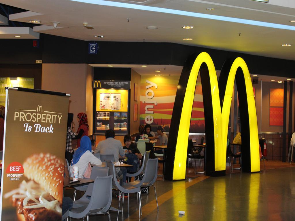 Queens Service Suites At Times Square Kl Kuala Lumpur Bagian luar foto